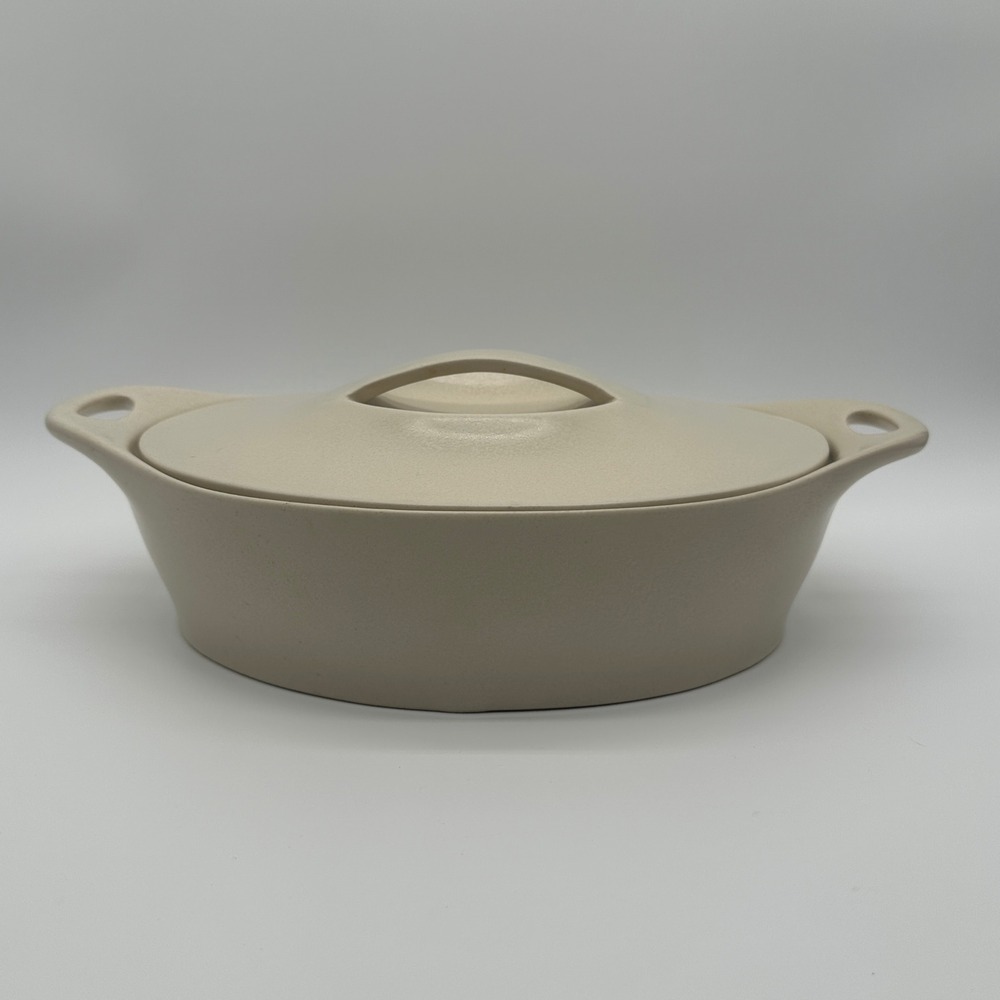 CorningWare Creations 2 Qt Oval Casserole Dish with Lid Sand Beige Stoneware